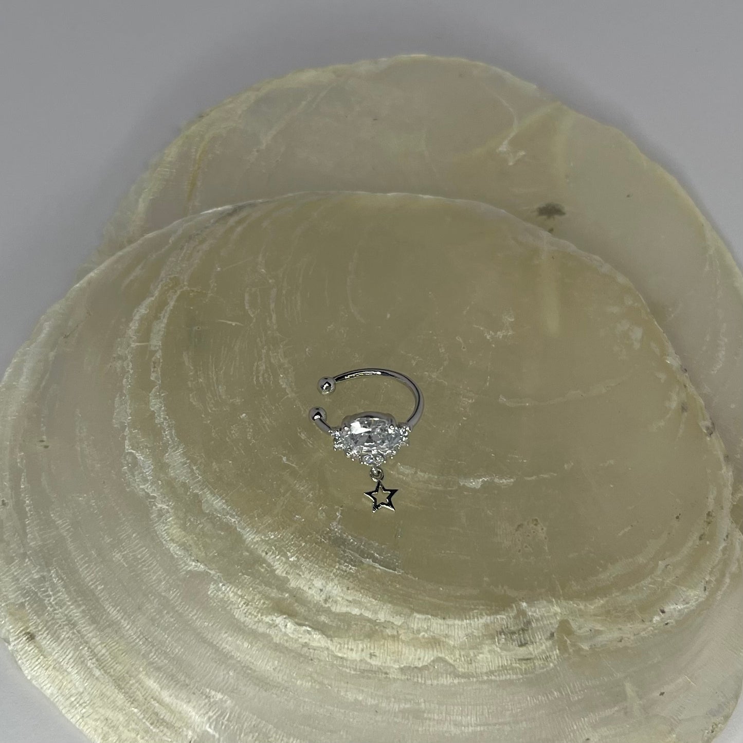 Sparkly Star Earcuff AECA060573