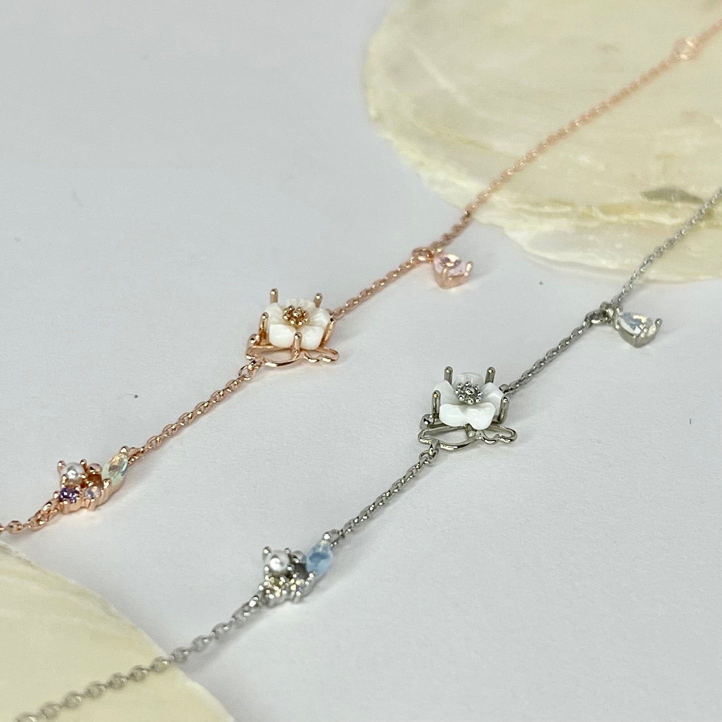 Winged Flower Armband NJJB1048