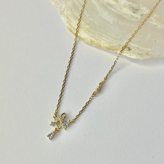 Petal Drop Halskette AANA240263